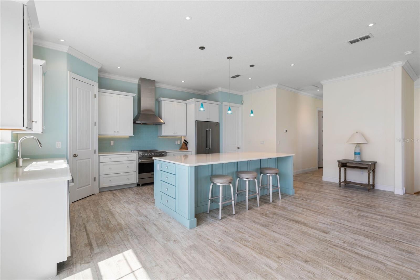 Image 11 of 71 For 15 Cypresswood Drive N