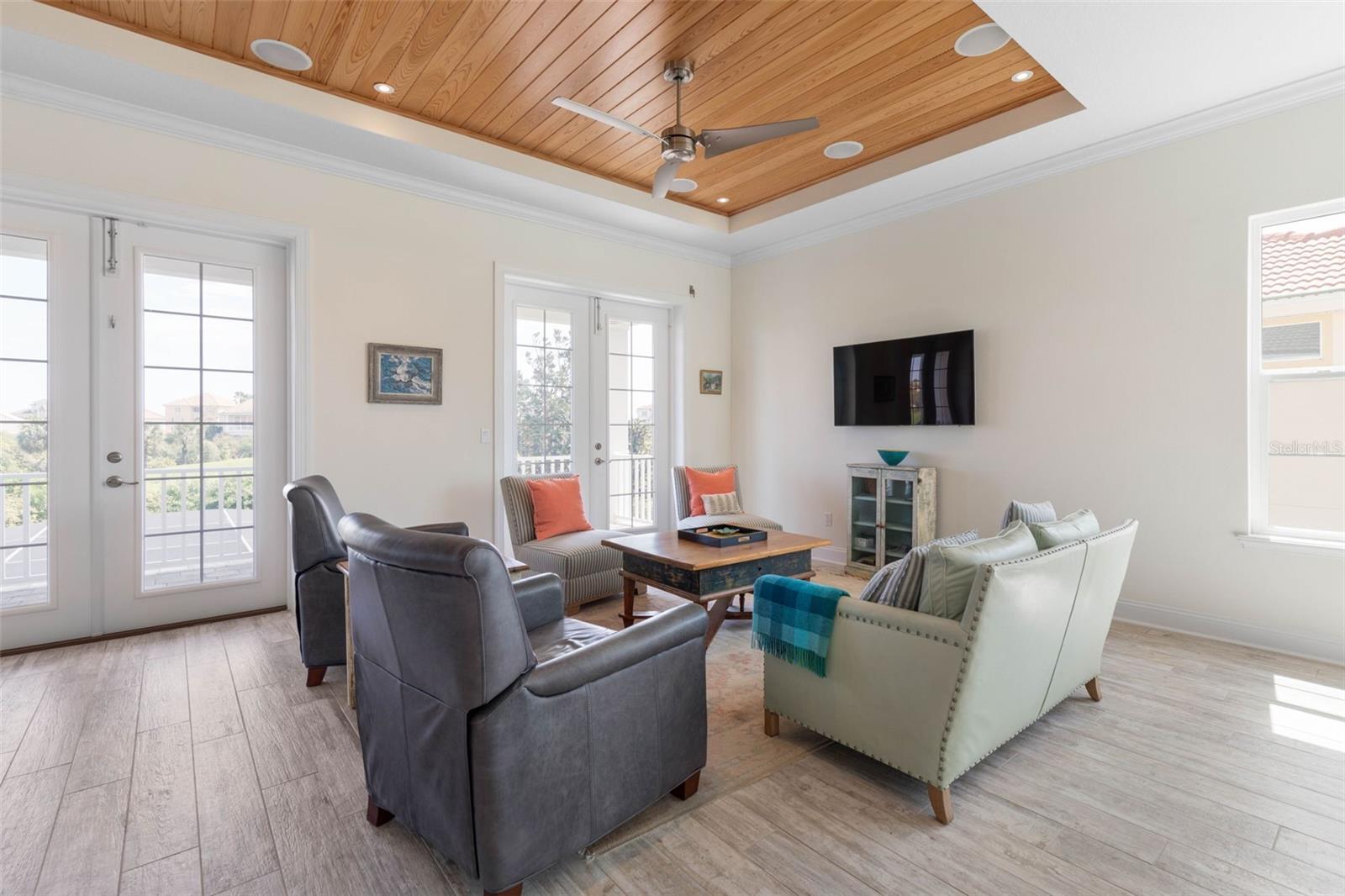 Image 15 of 71 For 15 Cypresswood Drive N