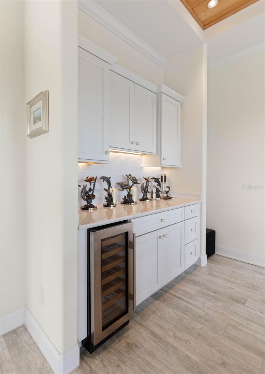 Image 20 of 71 For 15 Cypresswood Drive N