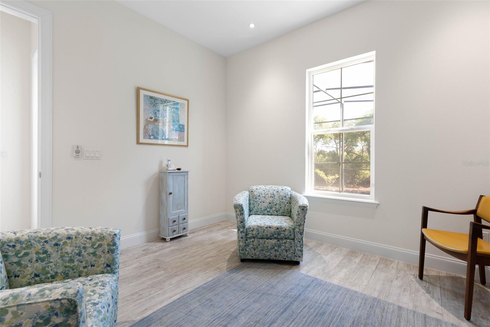 Image 42 of 71 For 15 Cypresswood Drive N
