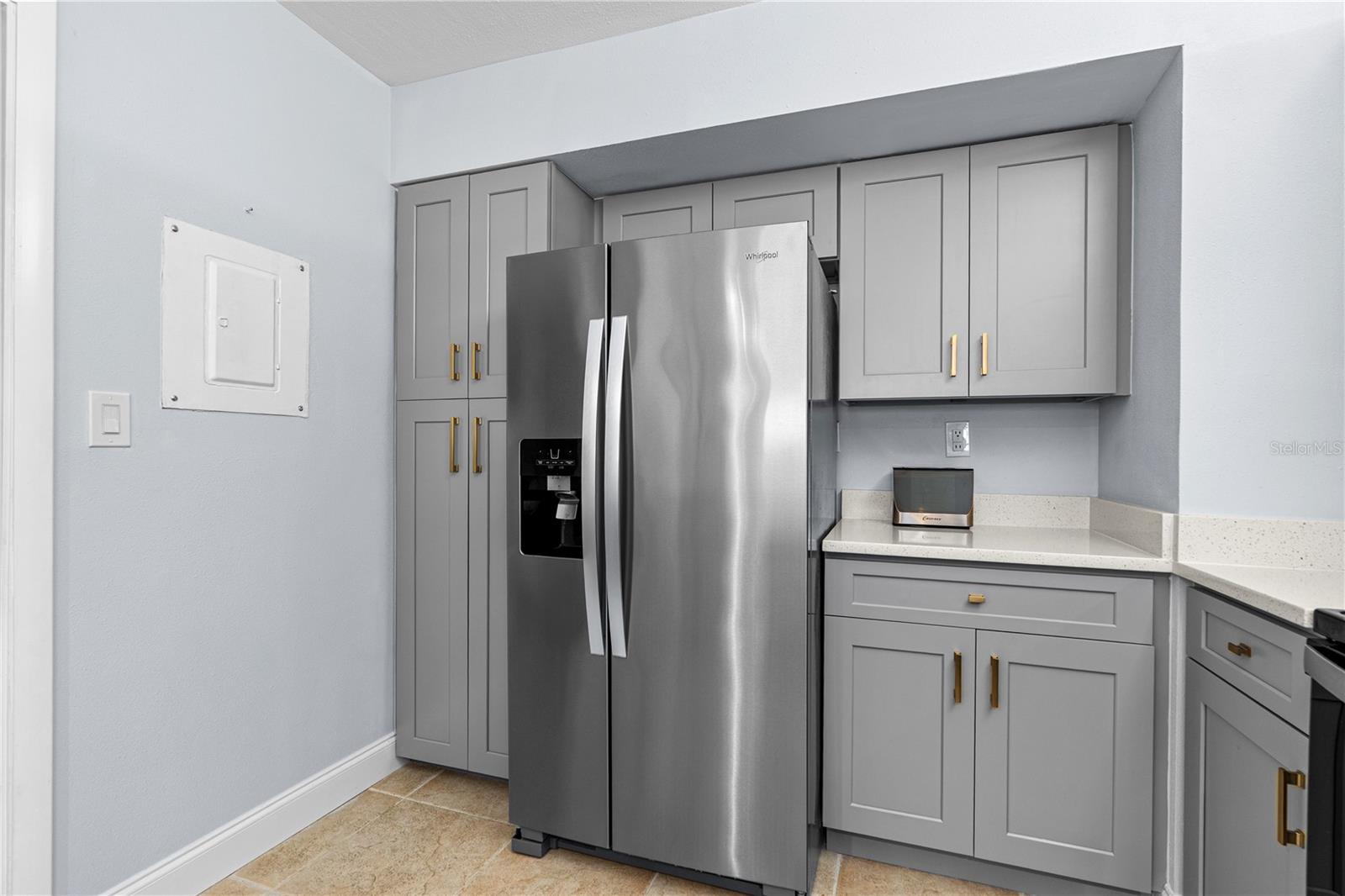 Image 11 of 51 For 1420 Atlantic Avenue 702
