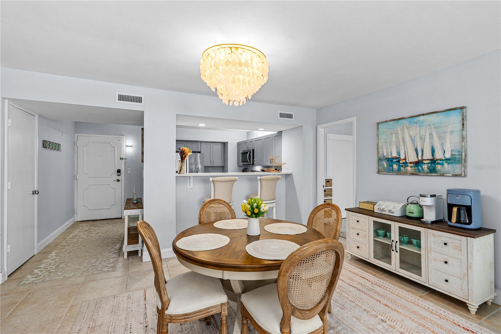 Image 3 of 51 For 1420 Atlantic Avenue 702