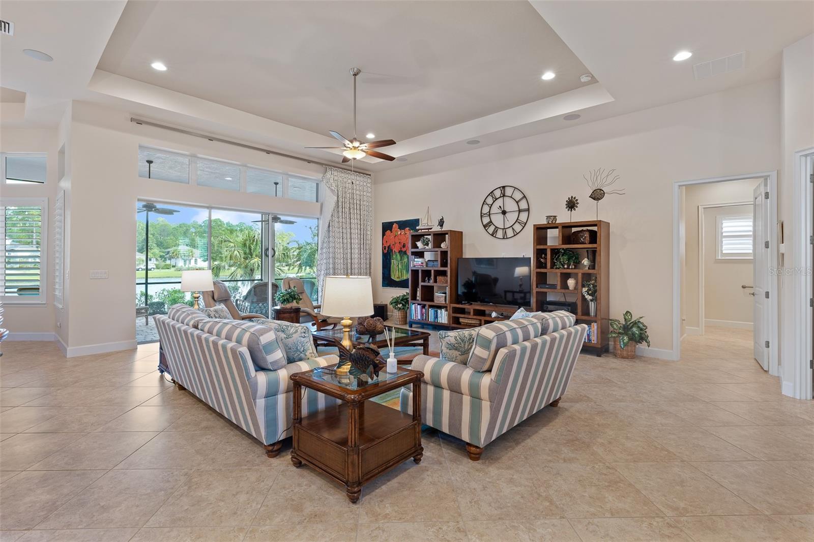 Image 21 of 88 For 871 Creekwood Drive