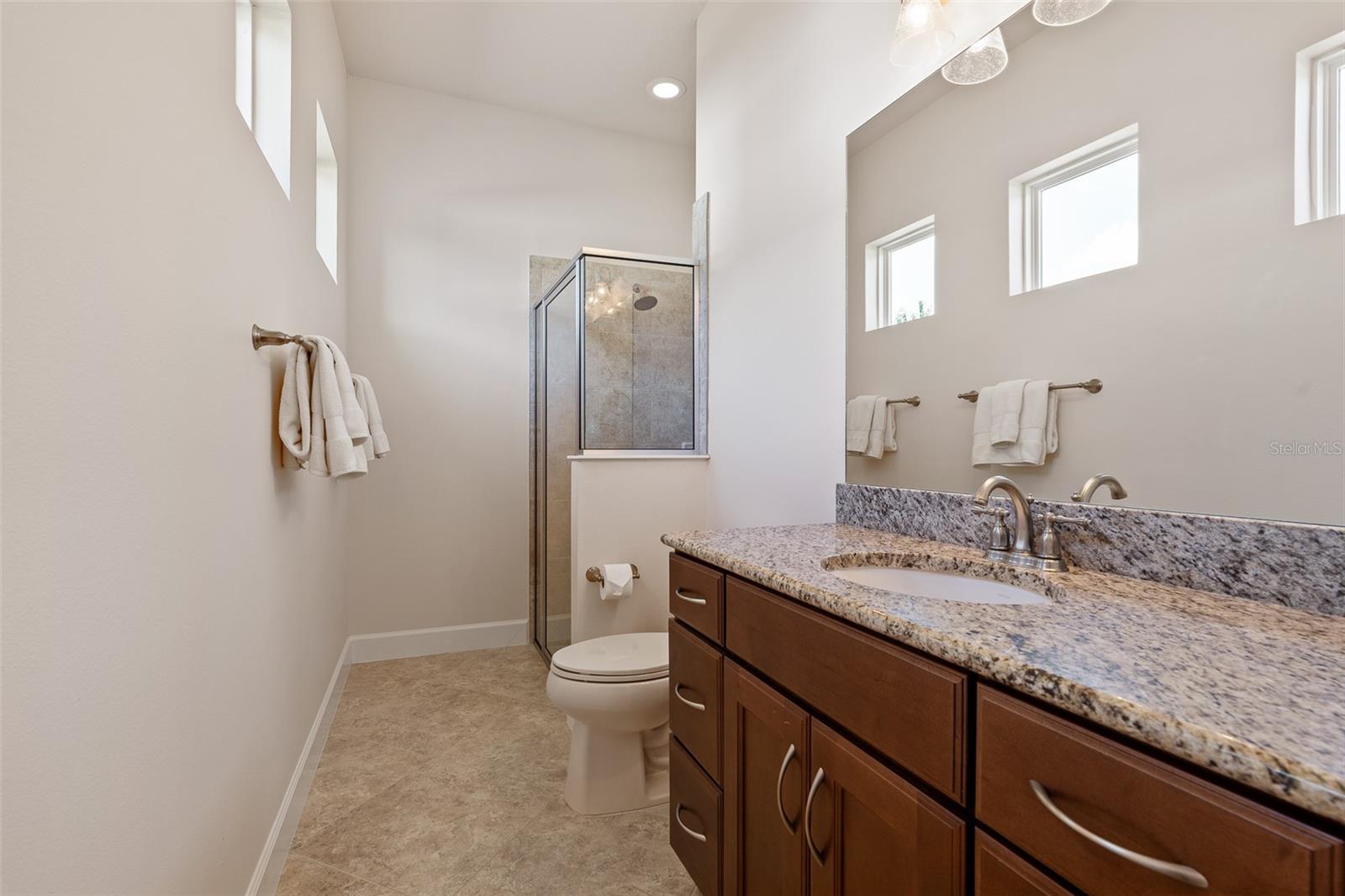 Image 35 of 88 For 871 Creekwood Drive