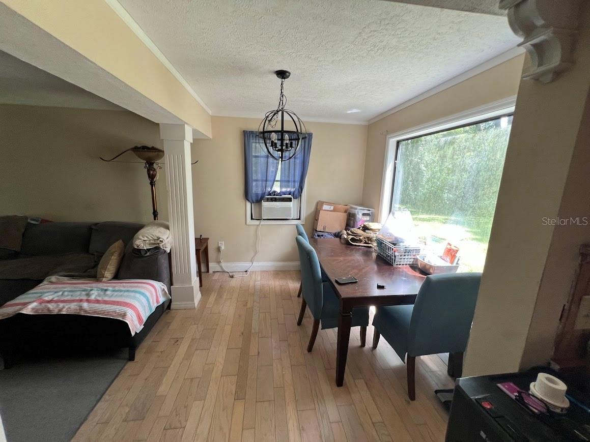 Image 15 of 39 For 4127 Mahogany Boulevard