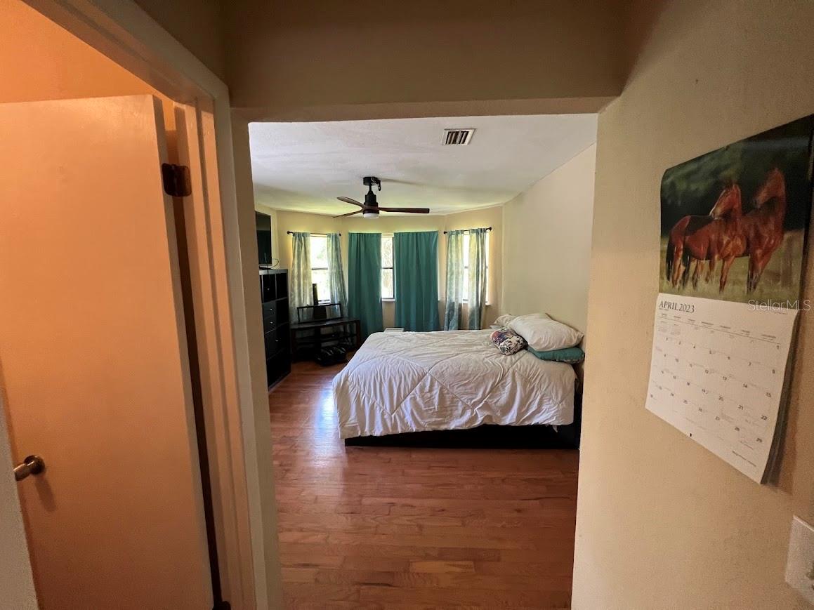 Image 26 of 39 For 4127 Mahogany Boulevard