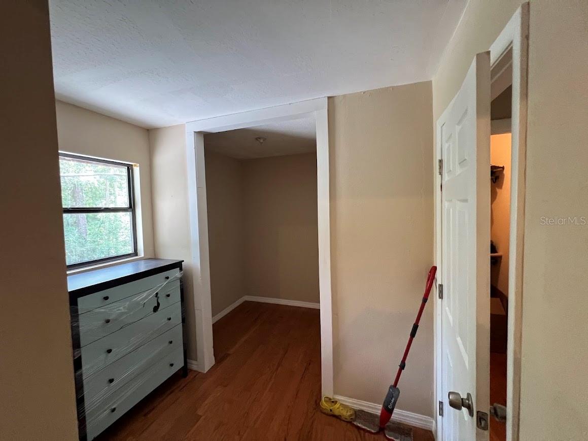 Image 28 of 39 For 4127 Mahogany Boulevard