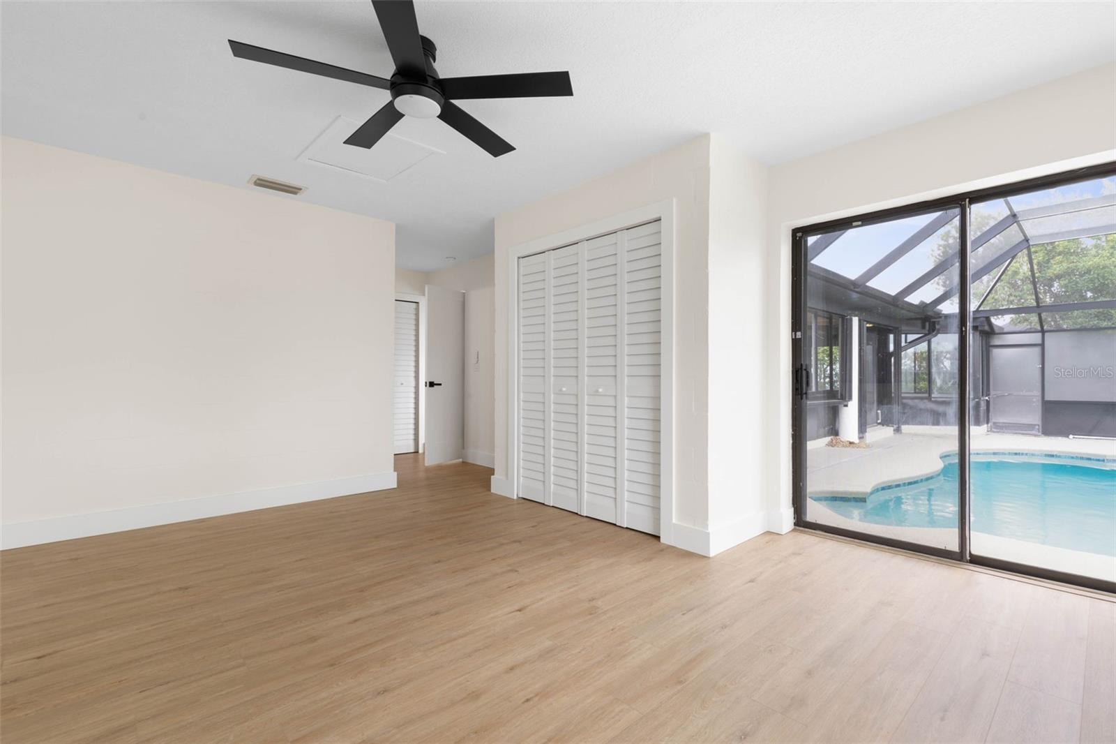 Image 26 of 58 For 13 Clarendon Court S