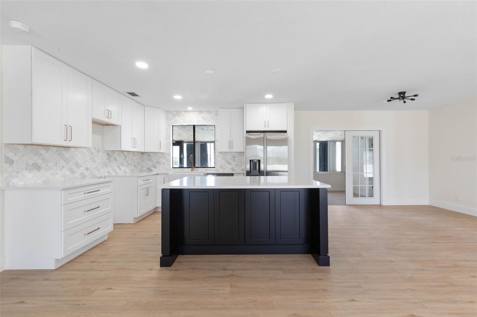 Image 3 of 58 For 13 Clarendon Court S