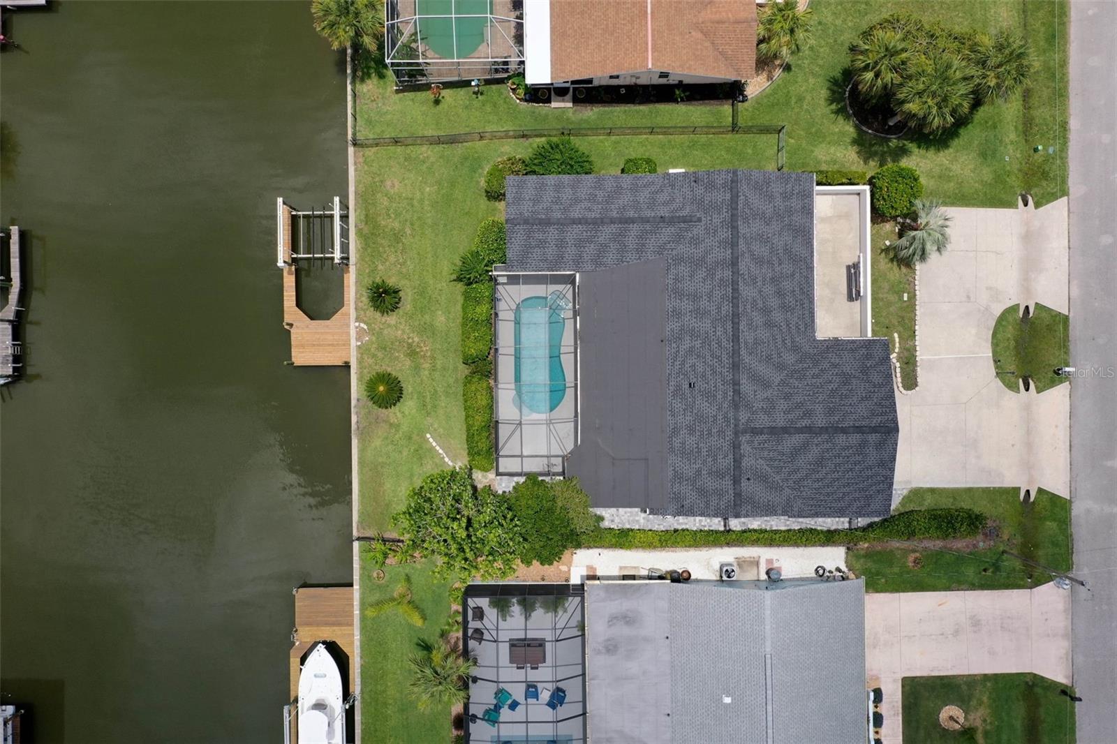 Image 42 of 58 For 13 Clarendon Court S