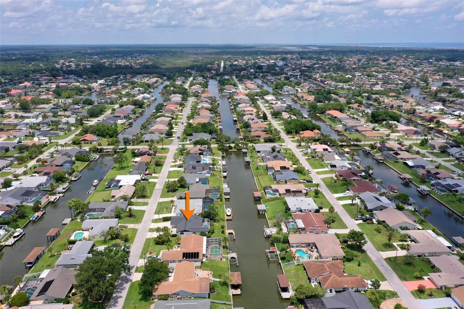 Image 46 of 58 For 13 Clarendon Court S