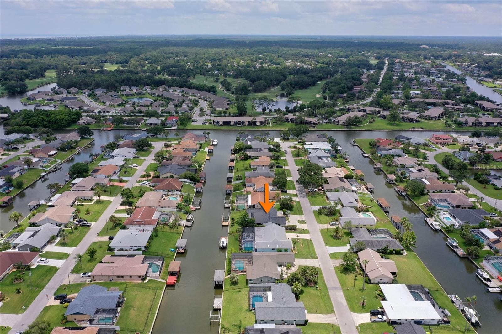 Image 51 of 58 For 13 Clarendon Court S