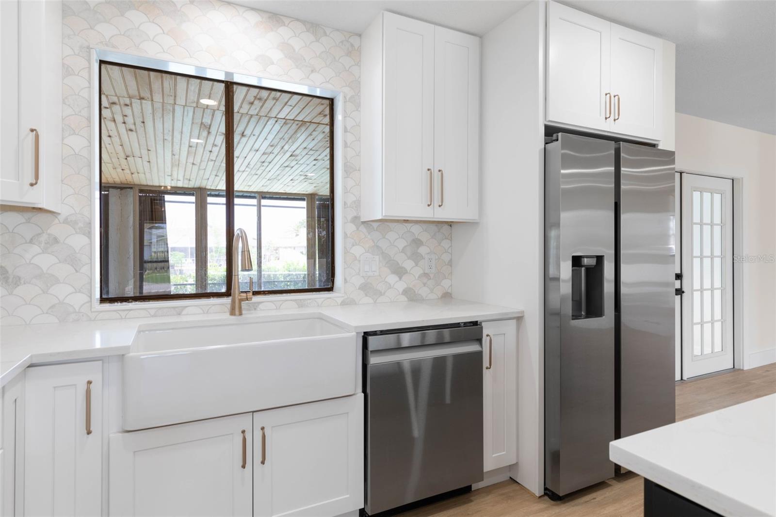 Image 7 of 58 For 13 Clarendon Court S