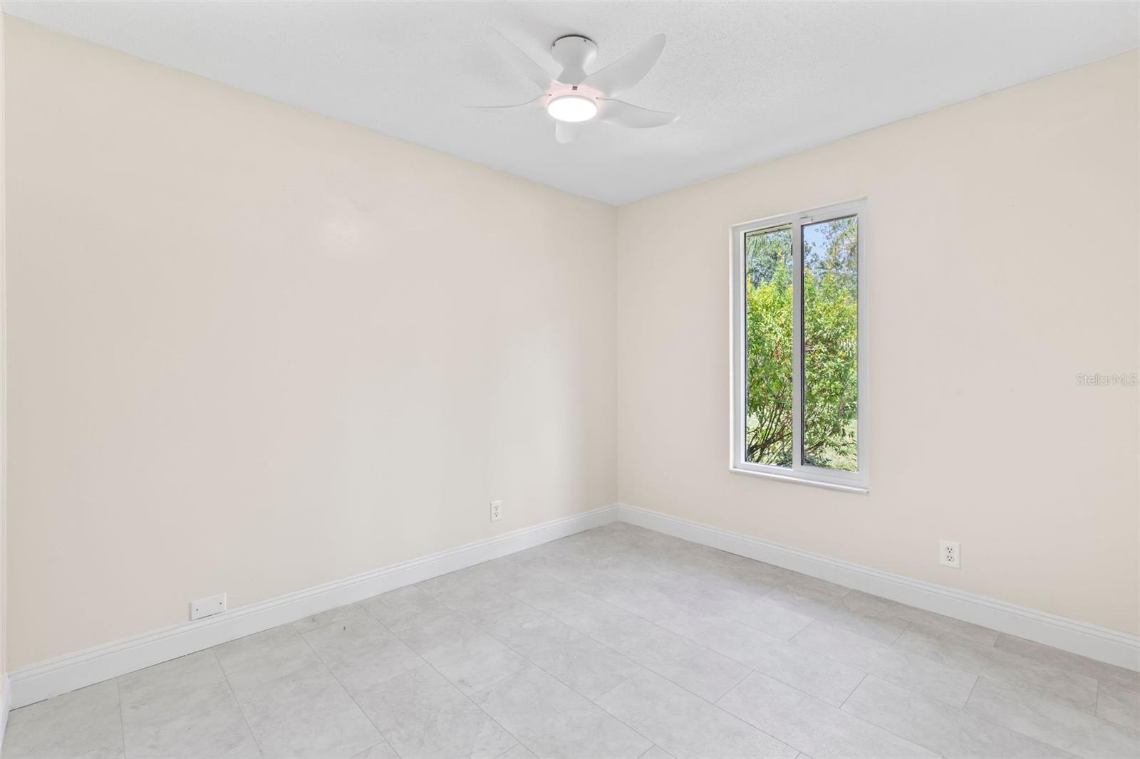 Image 13 of 56 For 607 Johnson Drive
