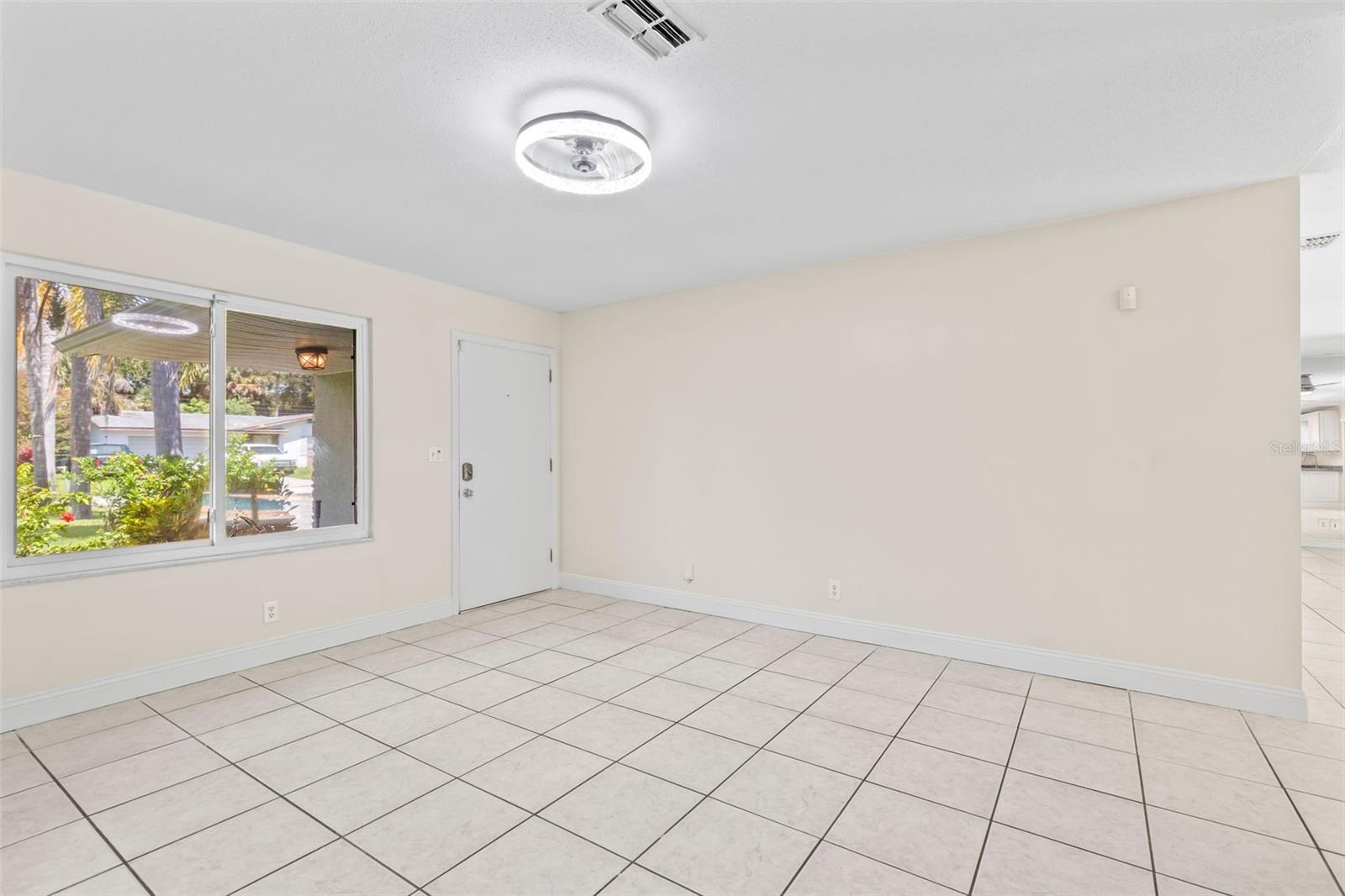 Image 4 of 56 For 607 Johnson Drive