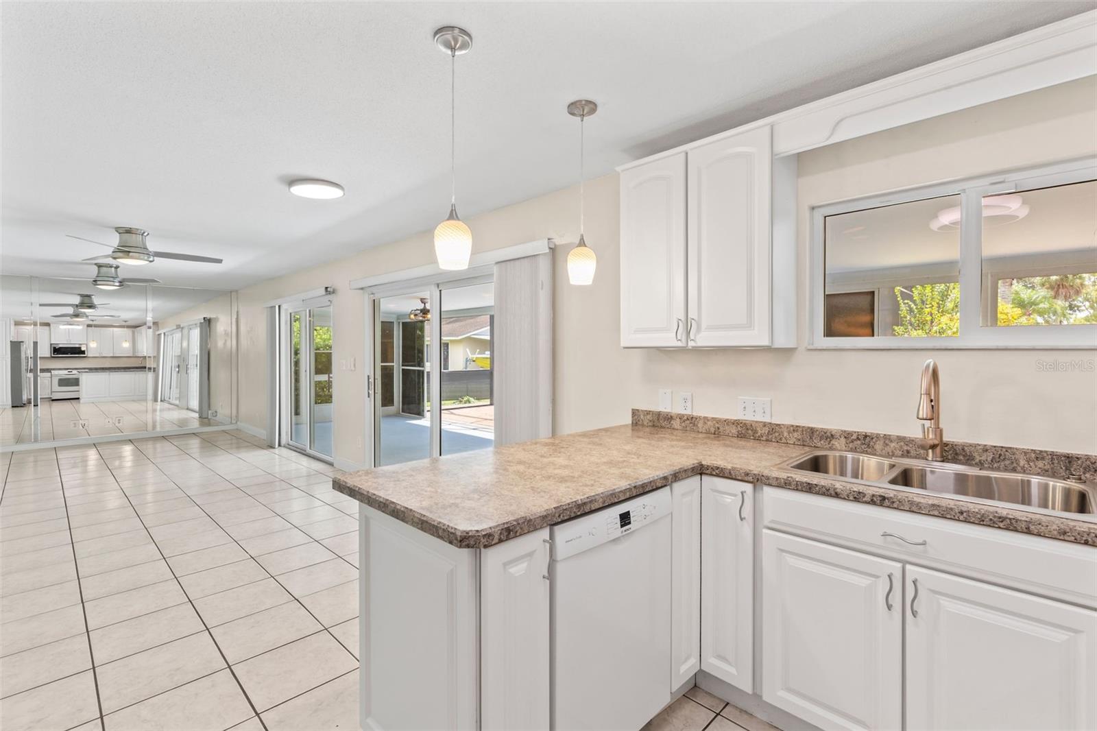 Image 9 of 56 For 607 Johnson Drive