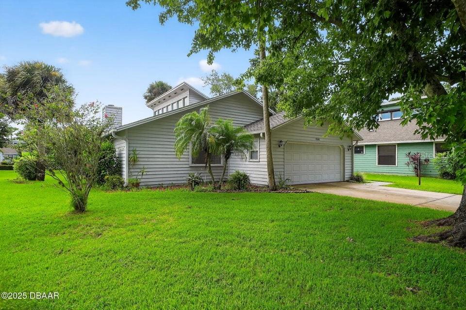 Image 32 of 43 For 236 Gull Drive S