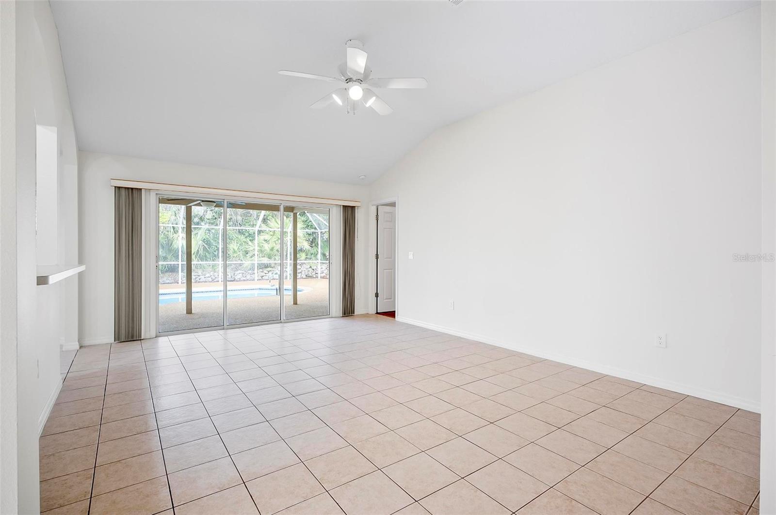 Image 14 of 39 For 6 Point Doral Court