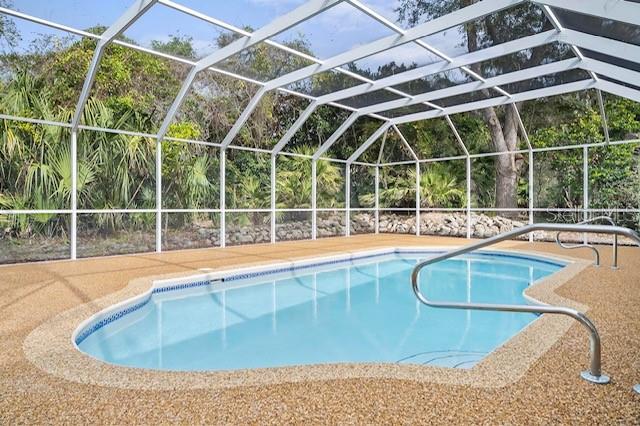 Image 25 of 39 For 6 Point Doral Court