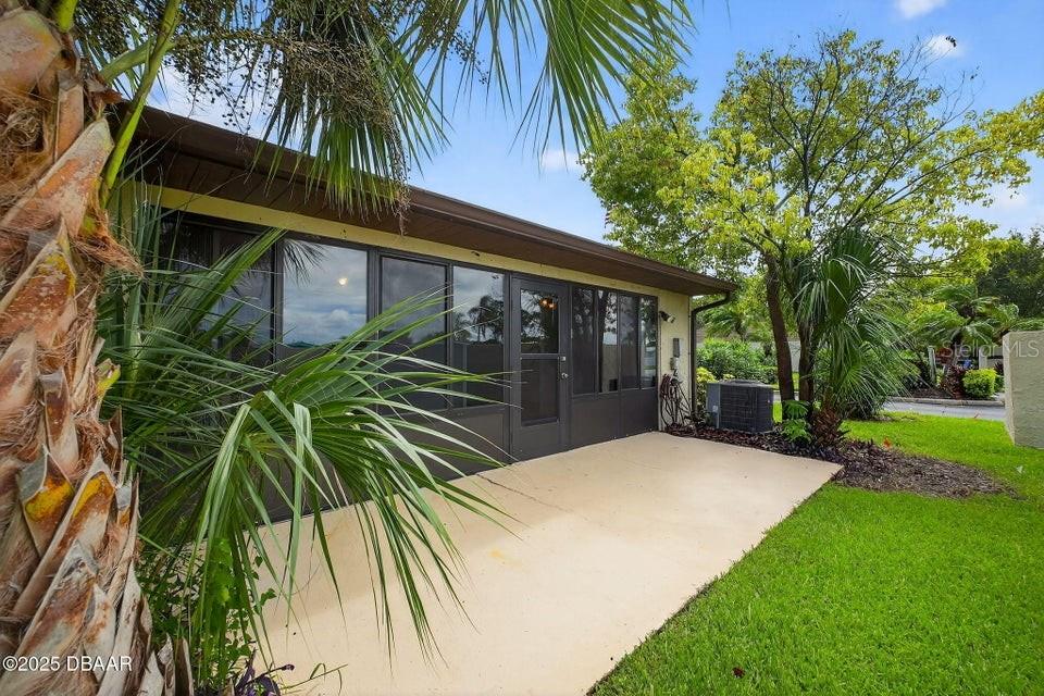 Image 27 of 43 For 1260 Charter Oaks Circle