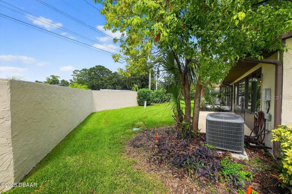 Image 30 of 43 For 1260 Charter Oaks Circle