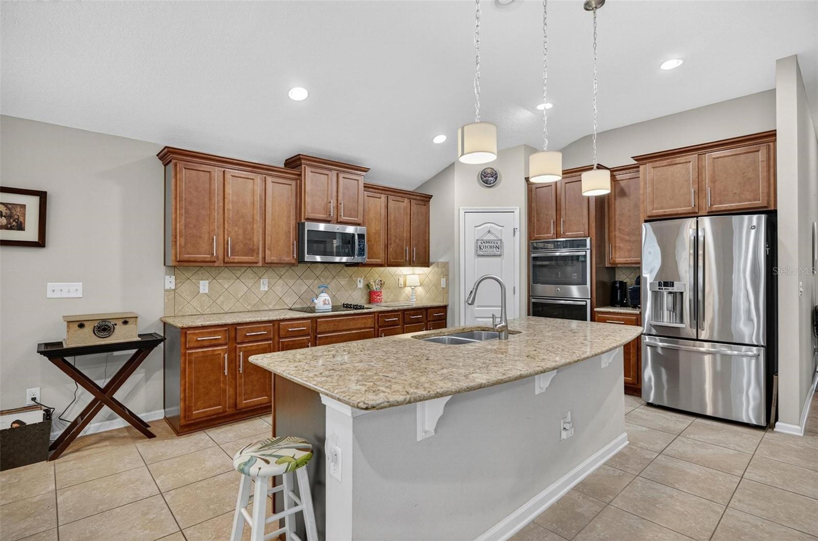 Image 12 of 57 For 20 Arrowhead Drive