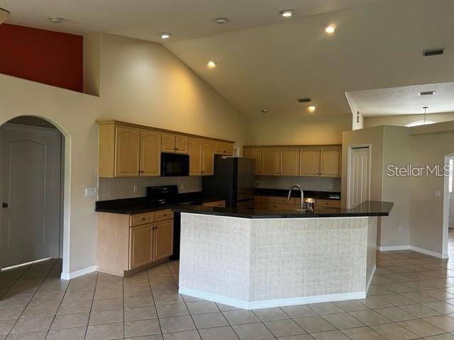 Image 8 of 18 For 37 Pritchard Drive
