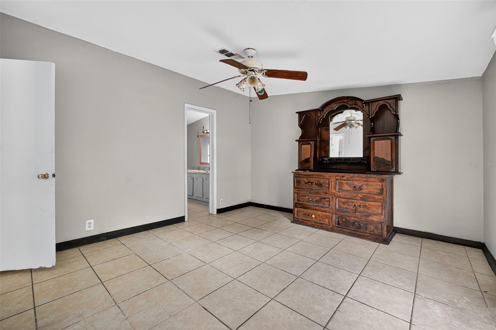 Image 14 of 29 For 5406 Sydney Street