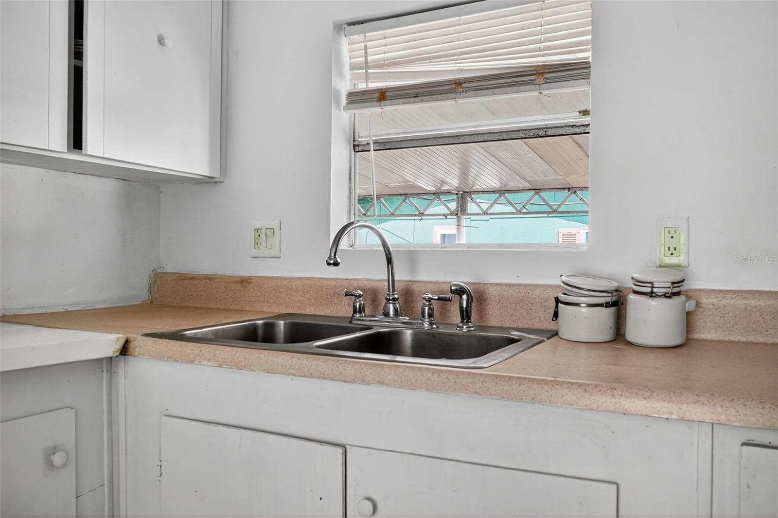 Image 6 of 29 For 5406 Sydney Street