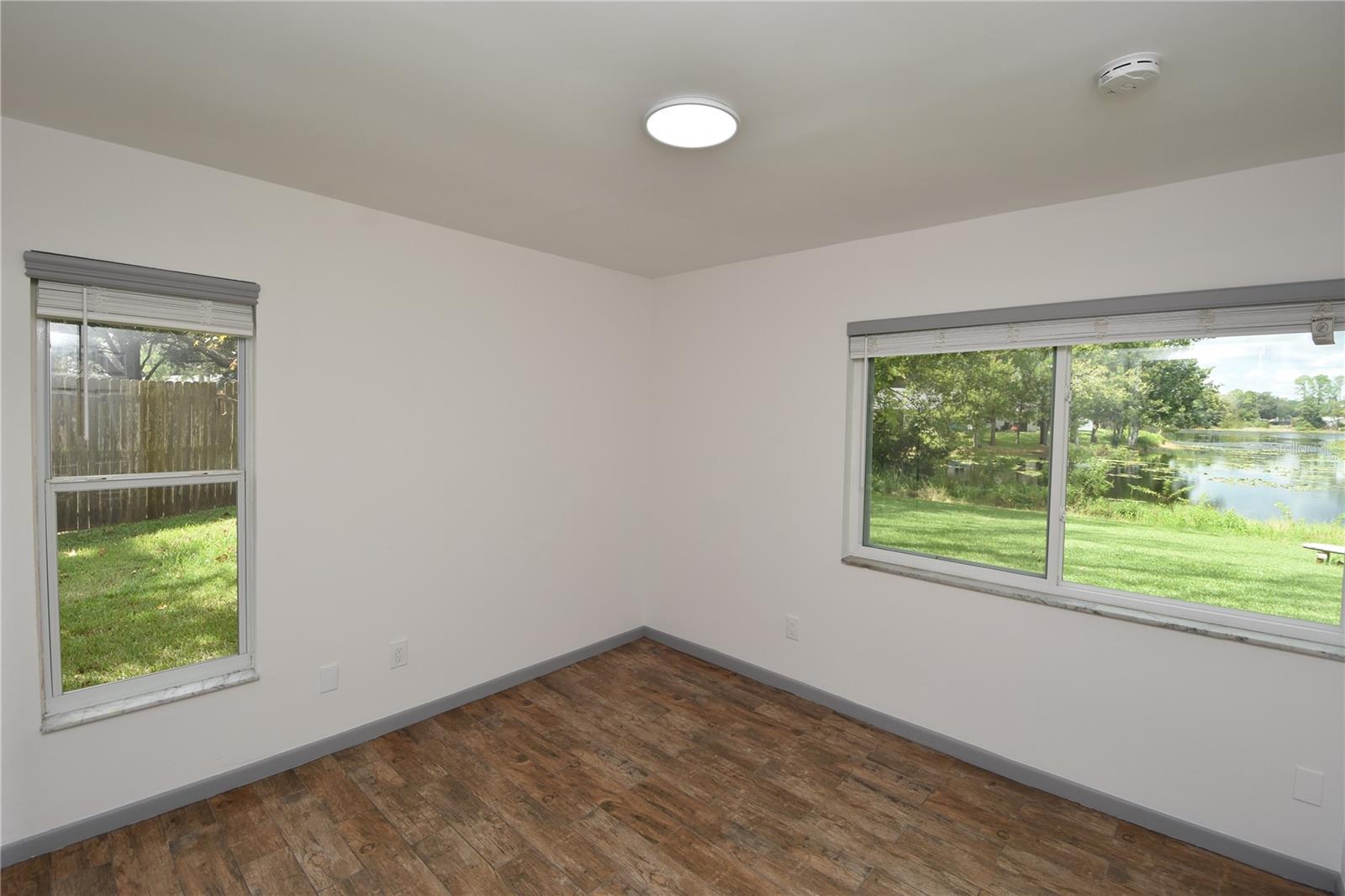 Image 32 of 38 For 89 Farragut Drive