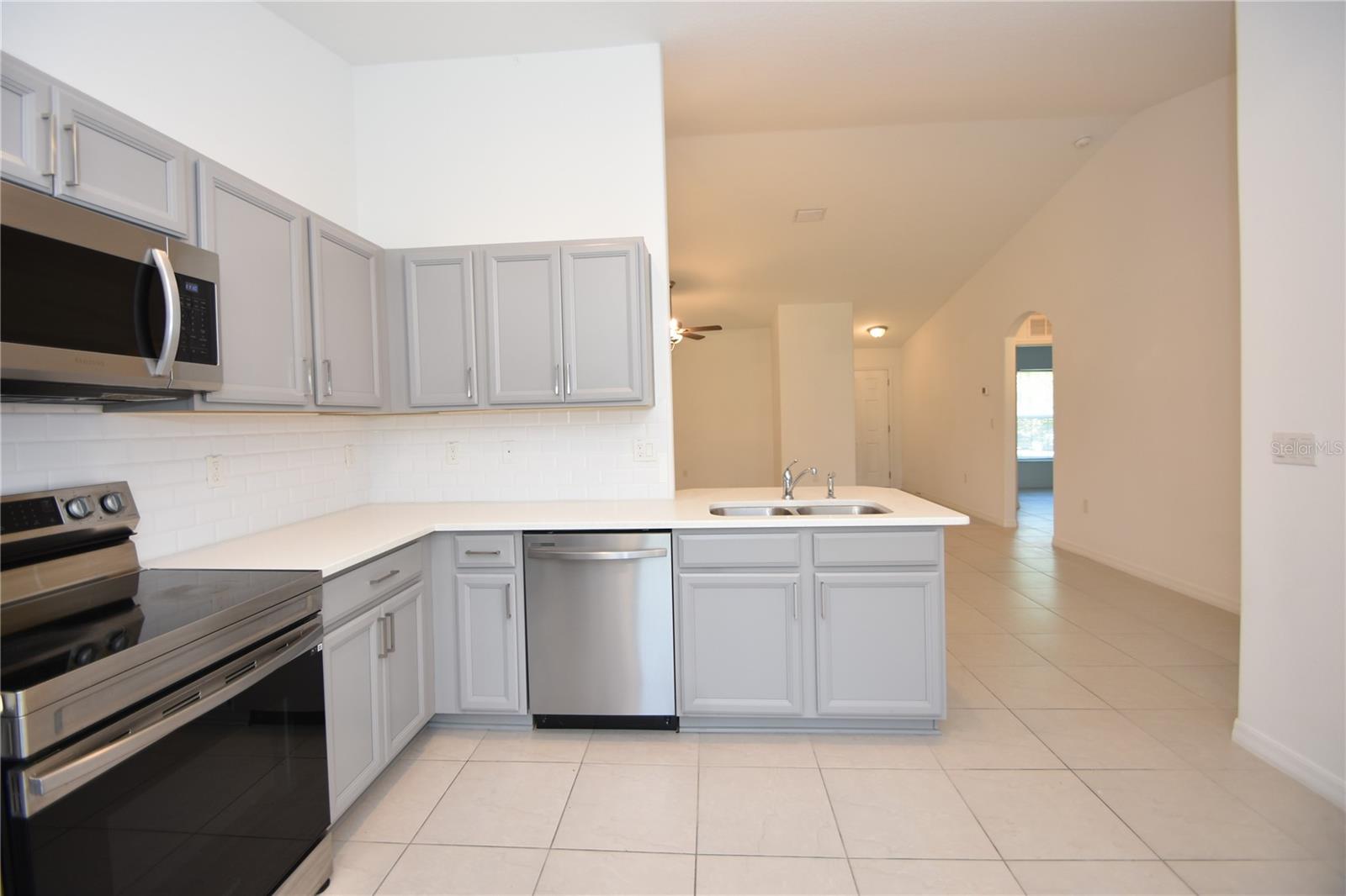 Image 11 of 30 For 77 Sea Trail A