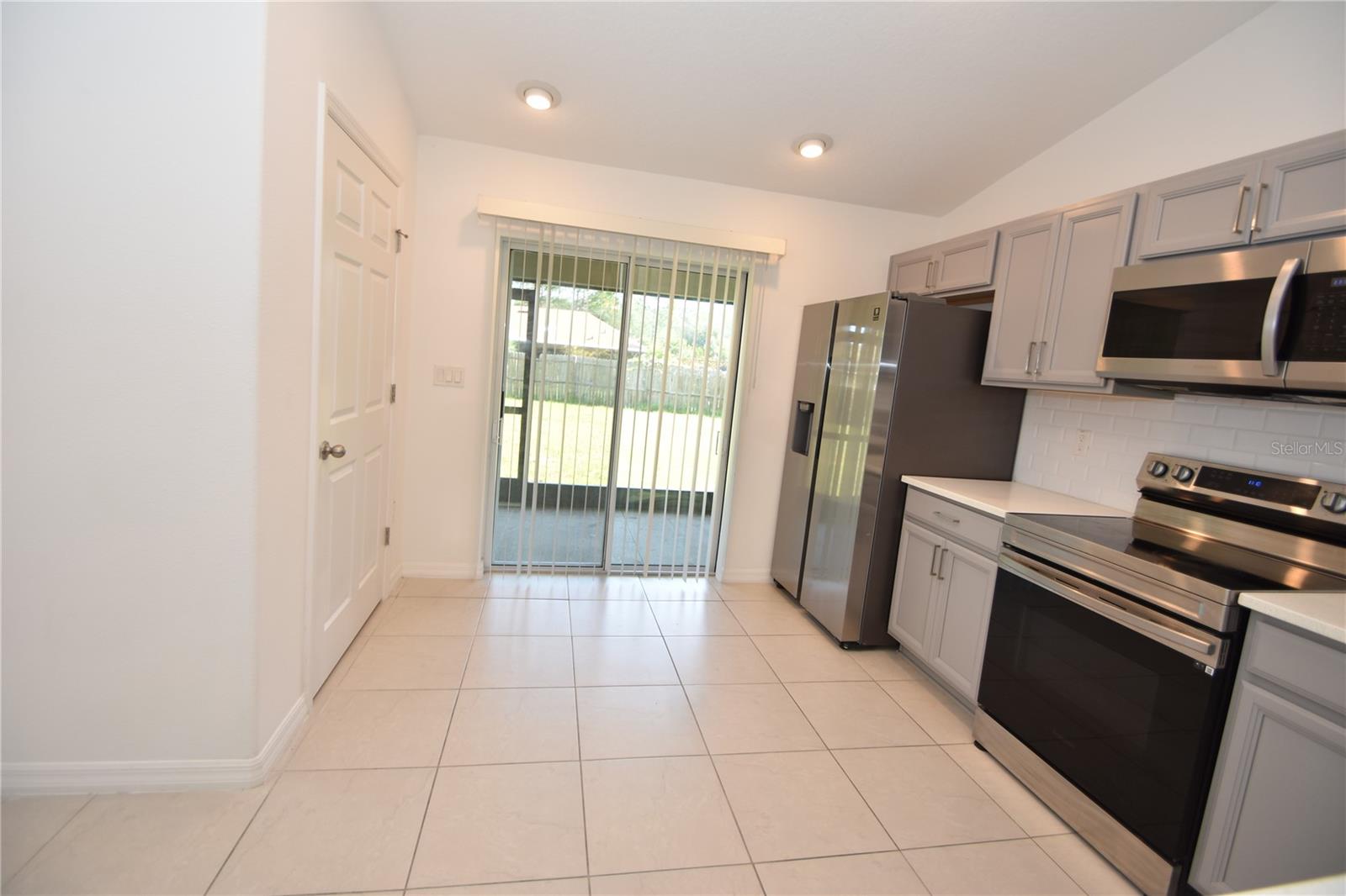 Image 12 of 30 For 77 Sea Trail A