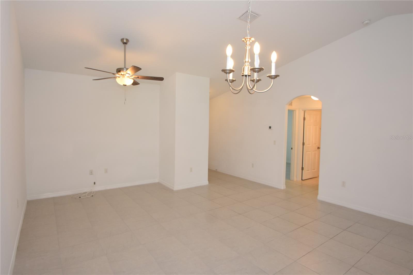 Image 4 of 30 For 77 Sea Trail A