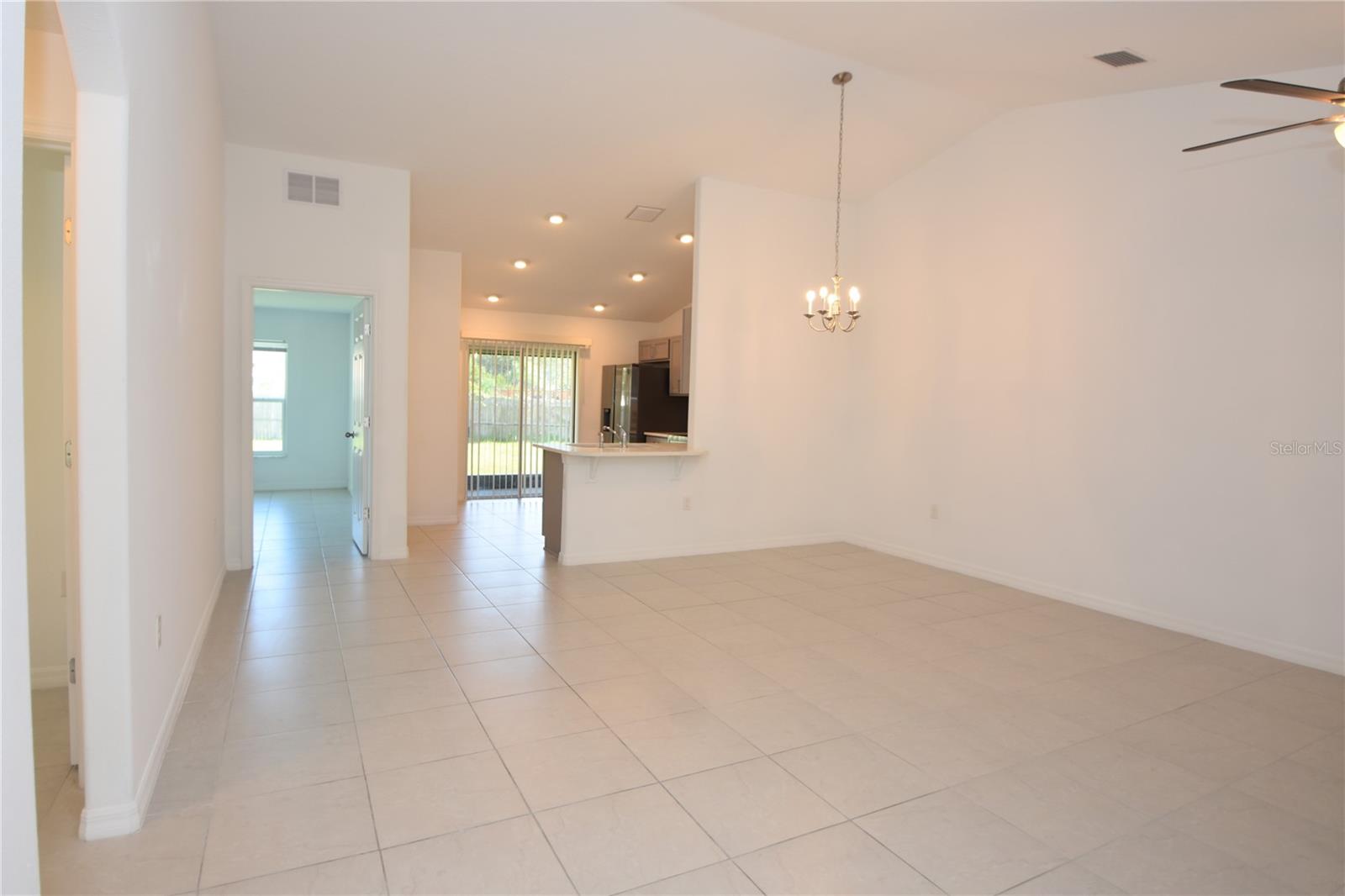 Image 6 of 30 For 77 Sea Trail A