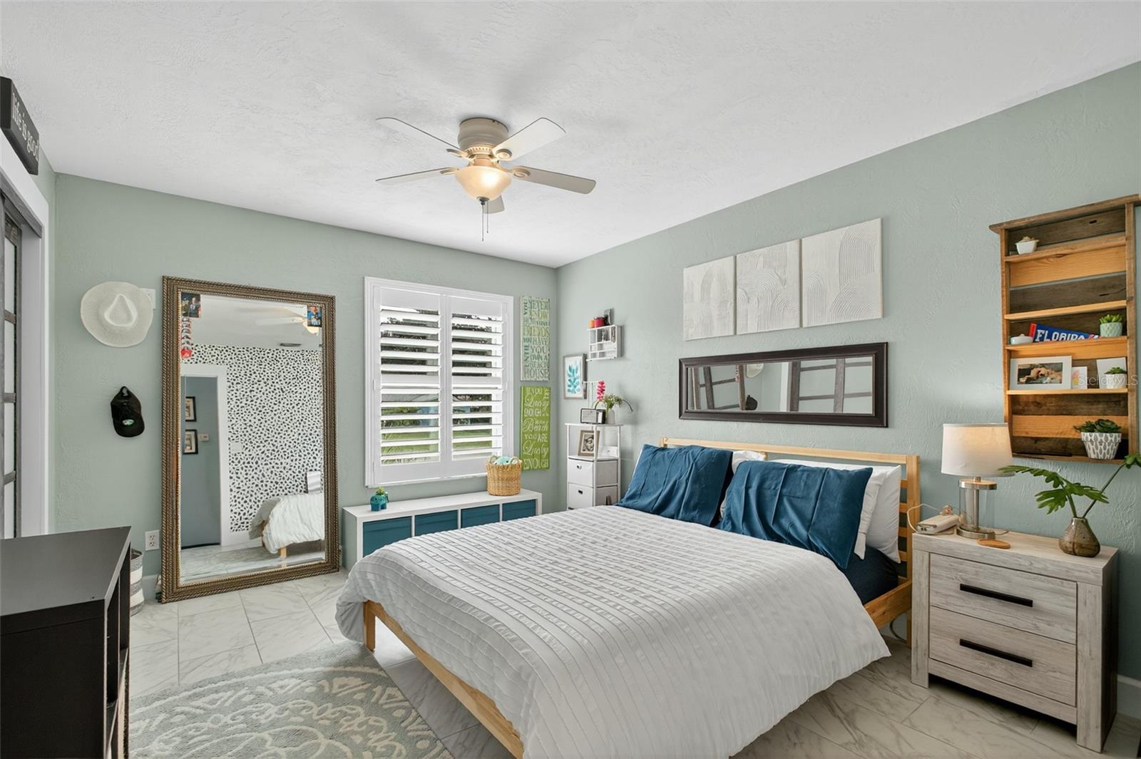 Image 36 of 67 For 27 Oakmont Circle