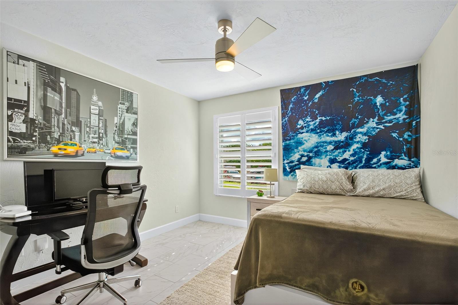 Image 41 of 67 For 27 Oakmont Circle