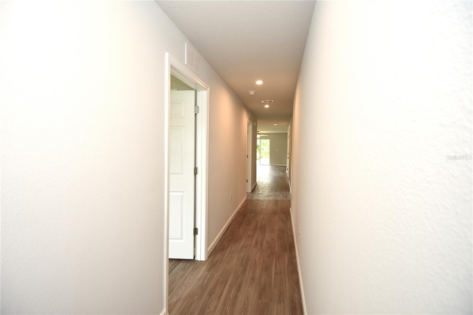 Image 12 of 23 For 91 Pickering Drive