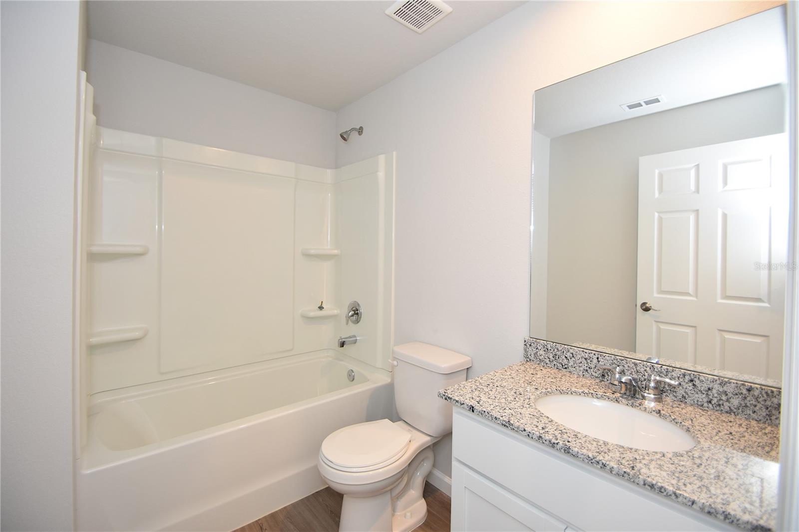 Image 18 of 23 For 91 Pickering Drive