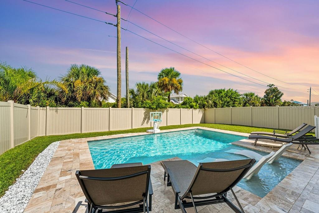 Image 34 of 52 For 52 Los Lagos Boulevard