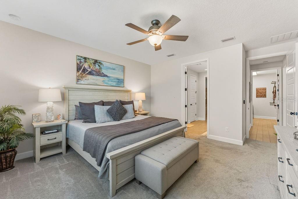 Image 48 of 52 For 52 Los Lagos Boulevard