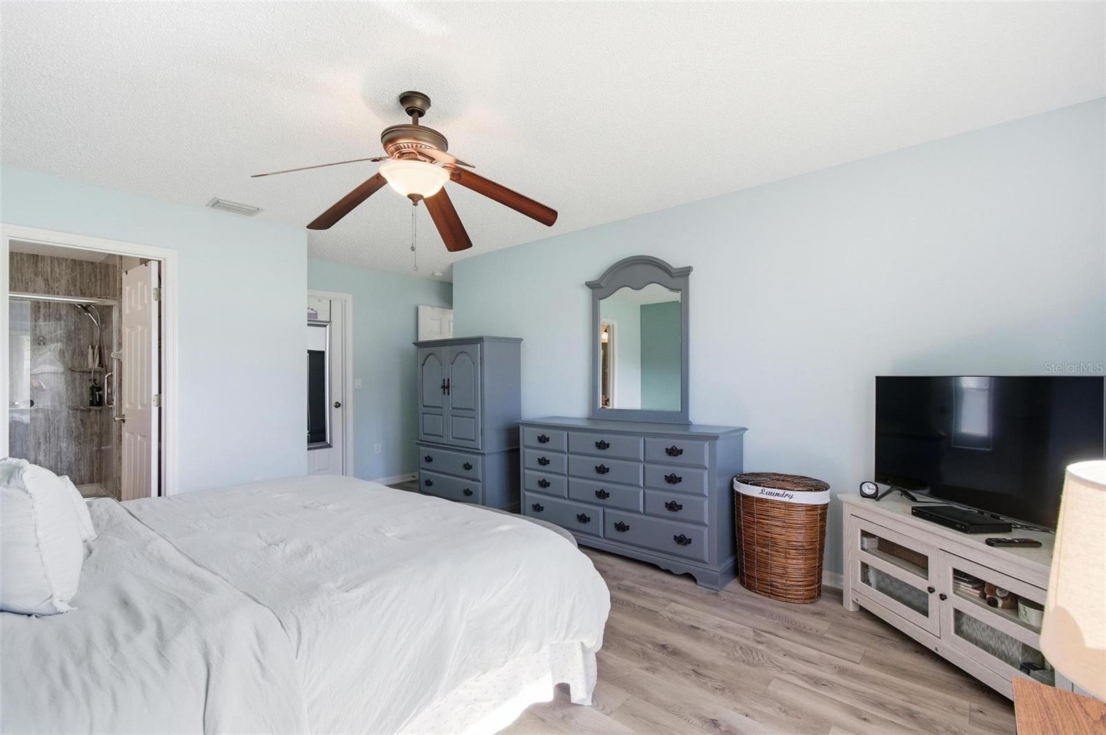 Image 42 of 60 For 24 Radcliffe Drive