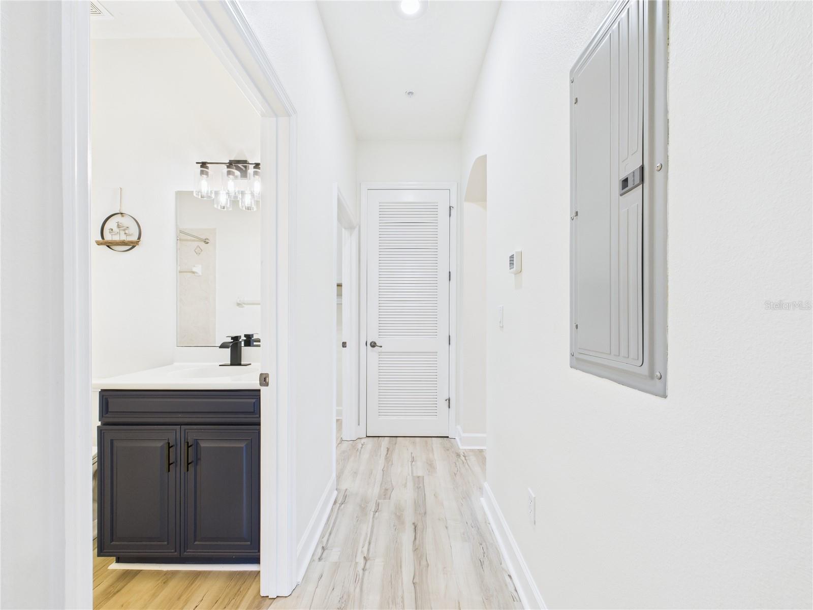 Image 10 of 87 For 400 Cinnamon Beach Way 321