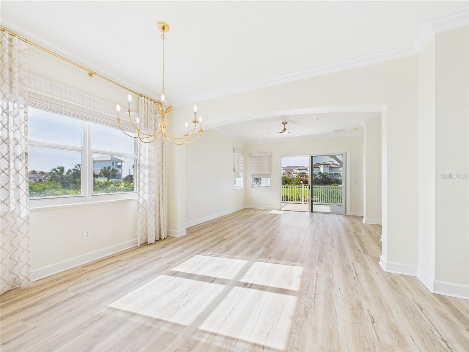 Image 18 of 87 For 400 Cinnamon Beach Way 321