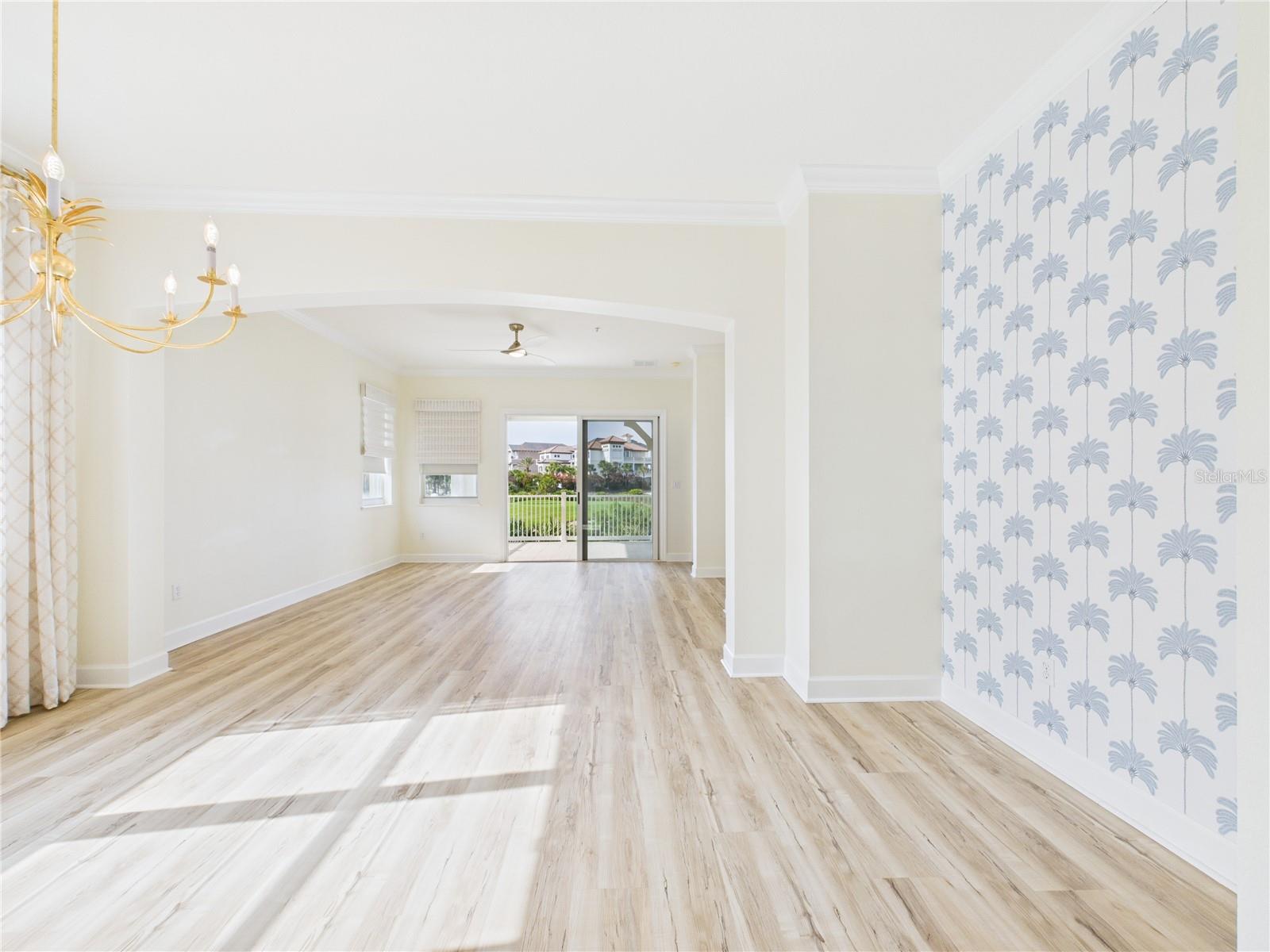 Image 19 of 87 For 400 Cinnamon Beach Way 321