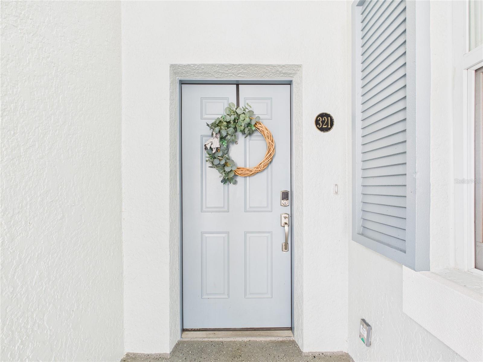 Image 3 of 87 For 400 Cinnamon Beach Way 321