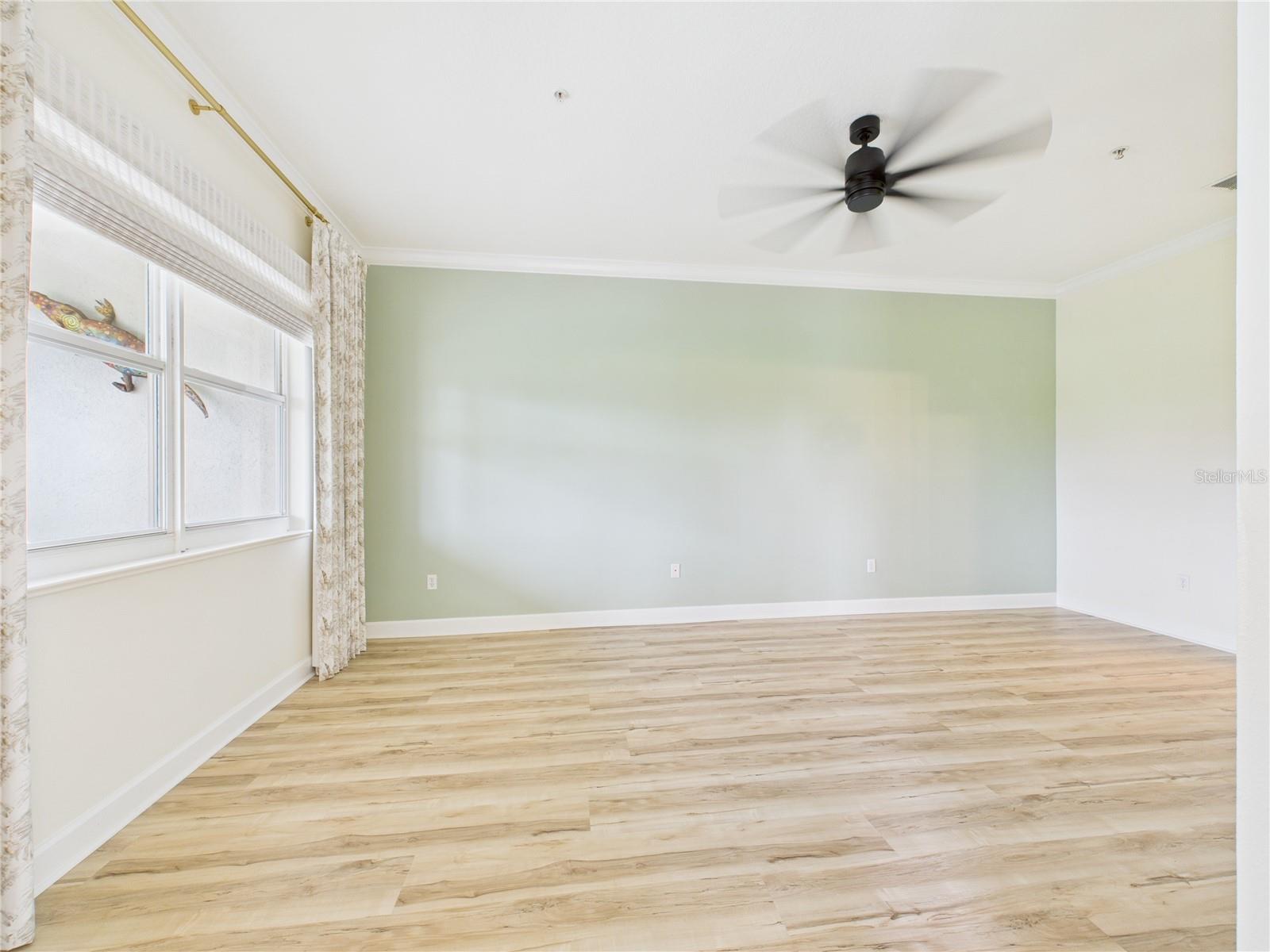 Image 37 of 87 For 400 Cinnamon Beach Way 321