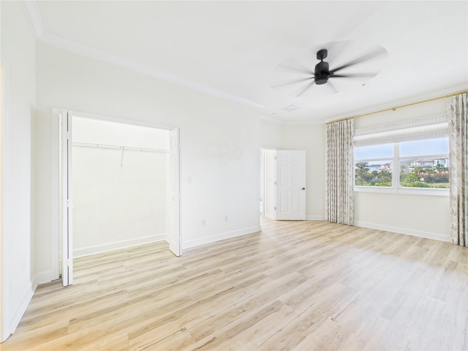 Image 38 of 87 For 400 Cinnamon Beach Way 321