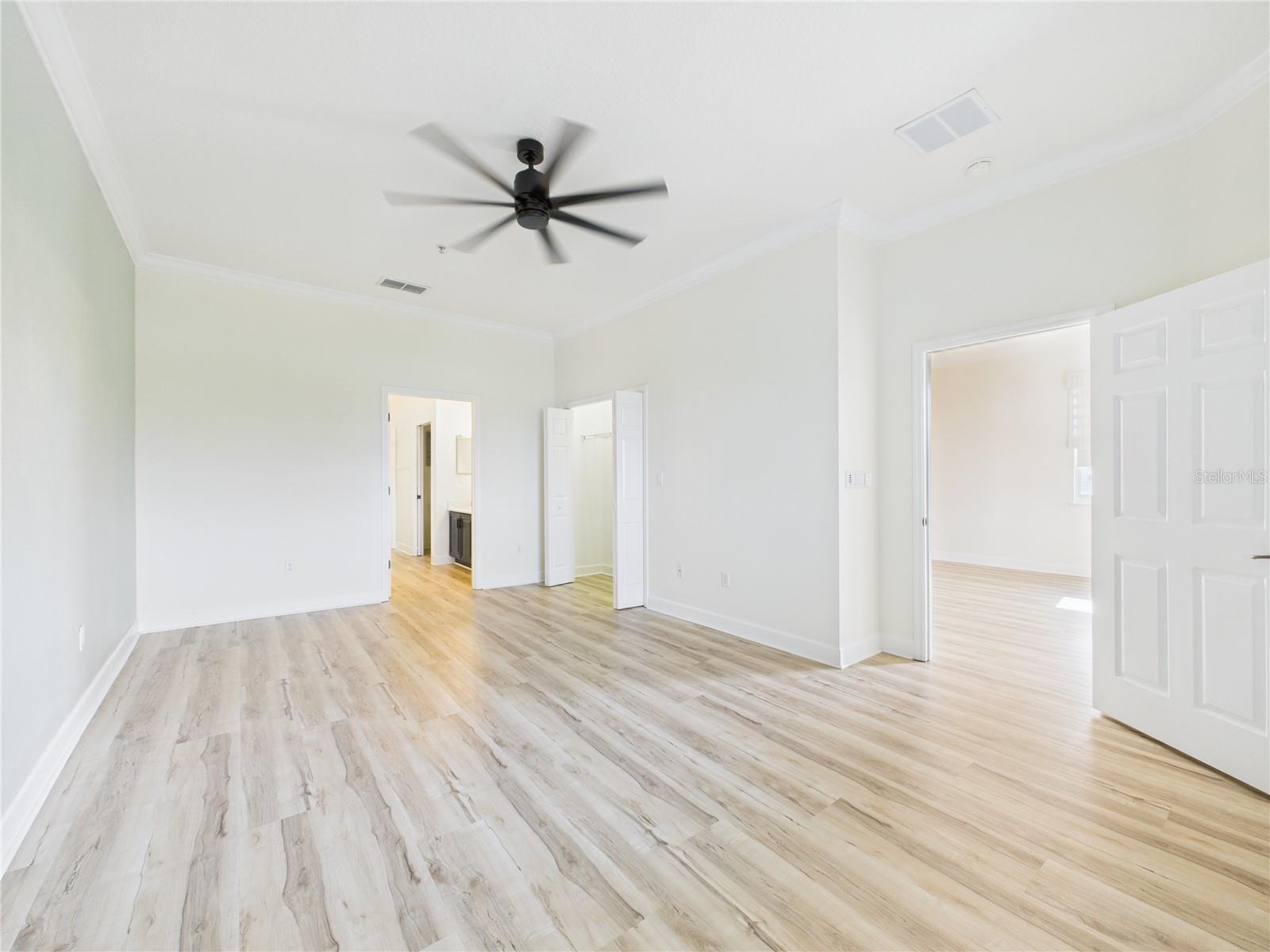 Image 39 of 87 For 400 Cinnamon Beach Way 321