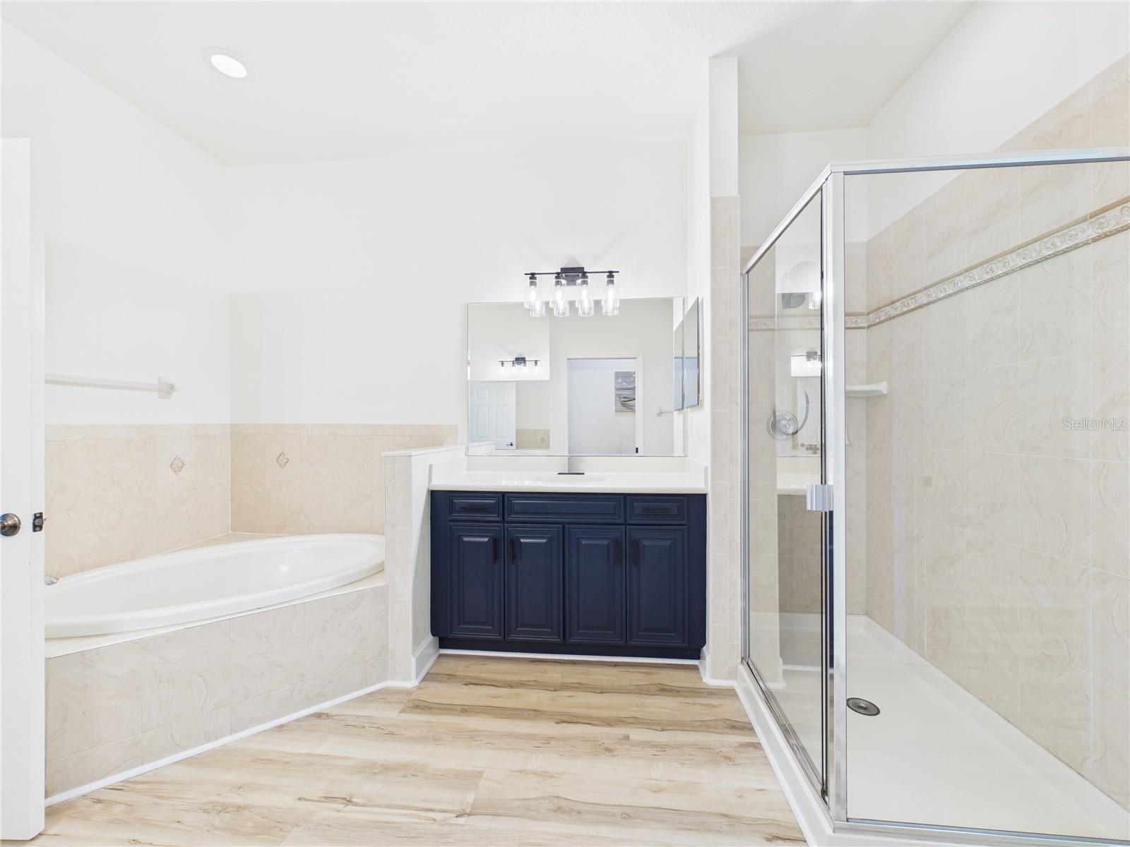 Image 40 of 87 For 400 Cinnamon Beach Way 321