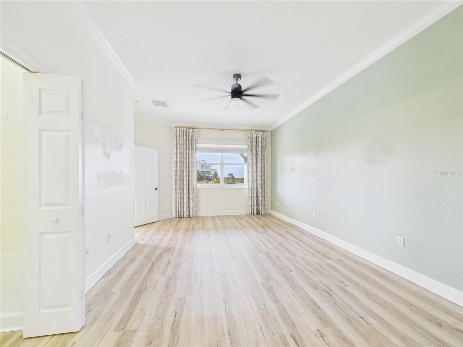 Image 43 of 87 For 400 Cinnamon Beach Way 321